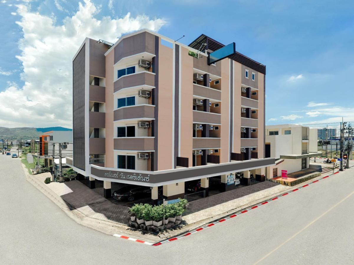 Corner One Residence Hat Yai Esterno foto