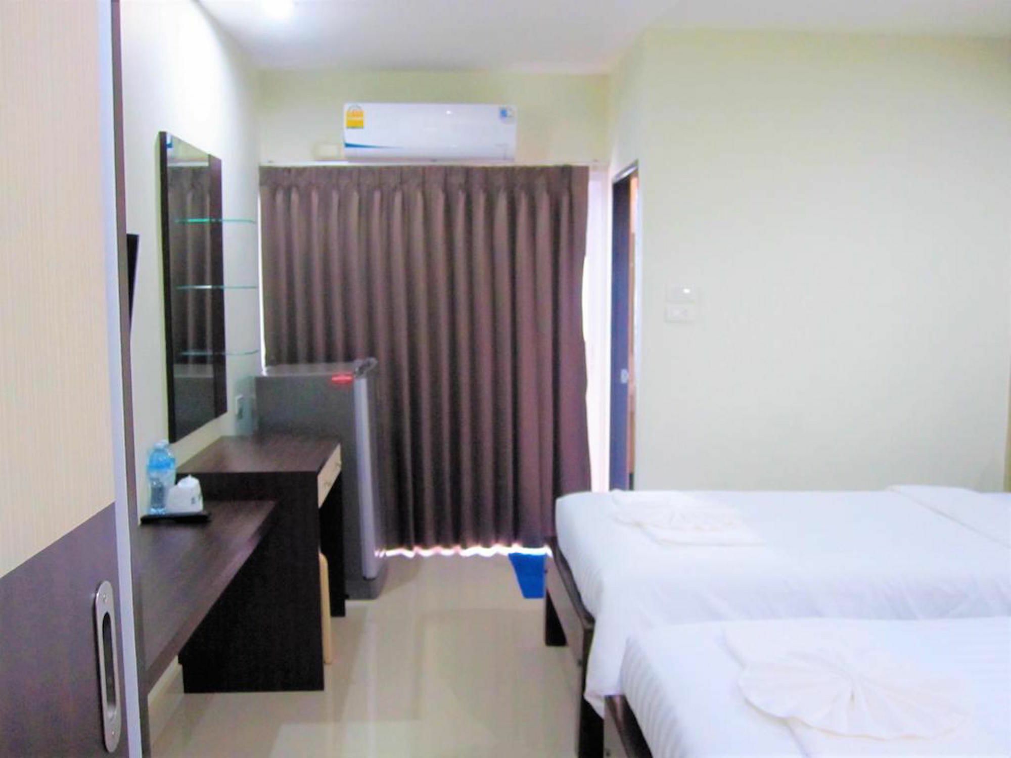 Corner One Residence Hat Yai Esterno foto